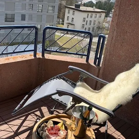 WEF 2026 Ferienwohnung, 1min von Kongresshaus, geeignet für 2 Personen * Davos