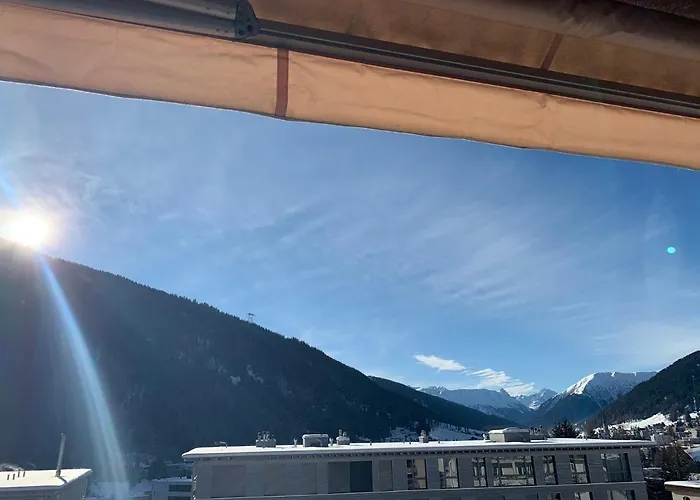 Wef 2027 Ferienwohnung, 3 Minuten Fussweg Zum Kongresshaus, Geeignet Fuer 2 Personen Давос