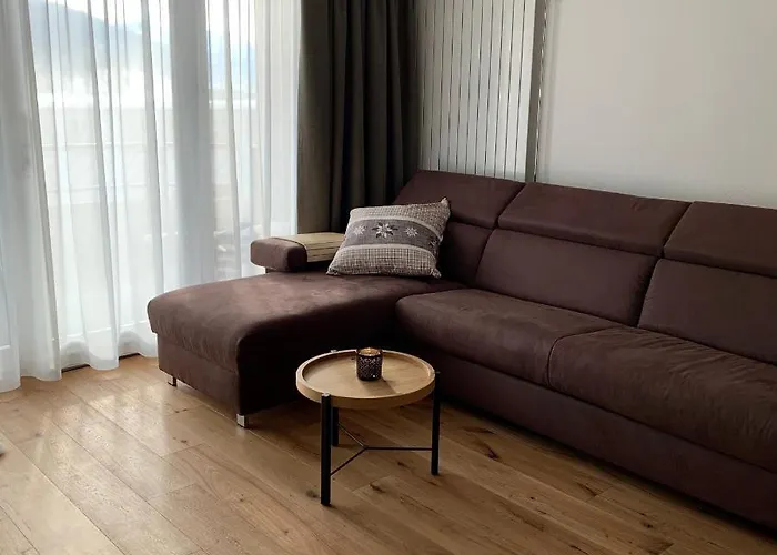 Wef 2027 Ferienwohnung, 3 Minuten Fussweg Zum Kongresshaus, Geeignet Fuer 2 Personen Апартаменты *