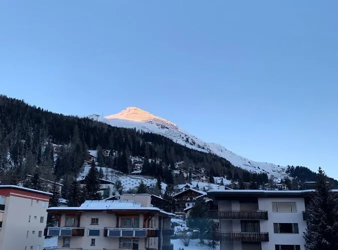 Wef 2026 Ferienwohnung, 1min Von Kongresshaus, Geeignet Für 2 Personen Apartment *