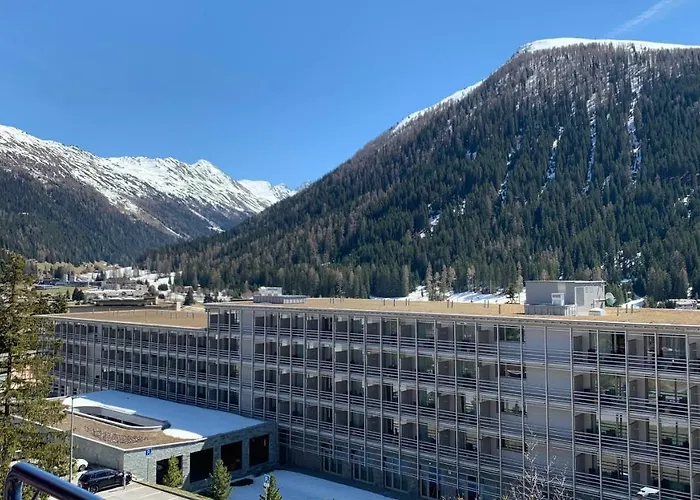 Apartment Wef 2026 Ferienwohnung, 1min Von Kongresshaus, Geeignet Für 2 Personen *