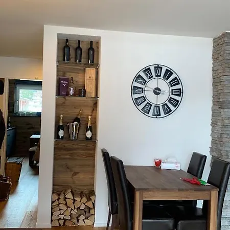 Lägenhet Wef 2026 Ferienwohnung, 1min Von Kongresshaus Davos